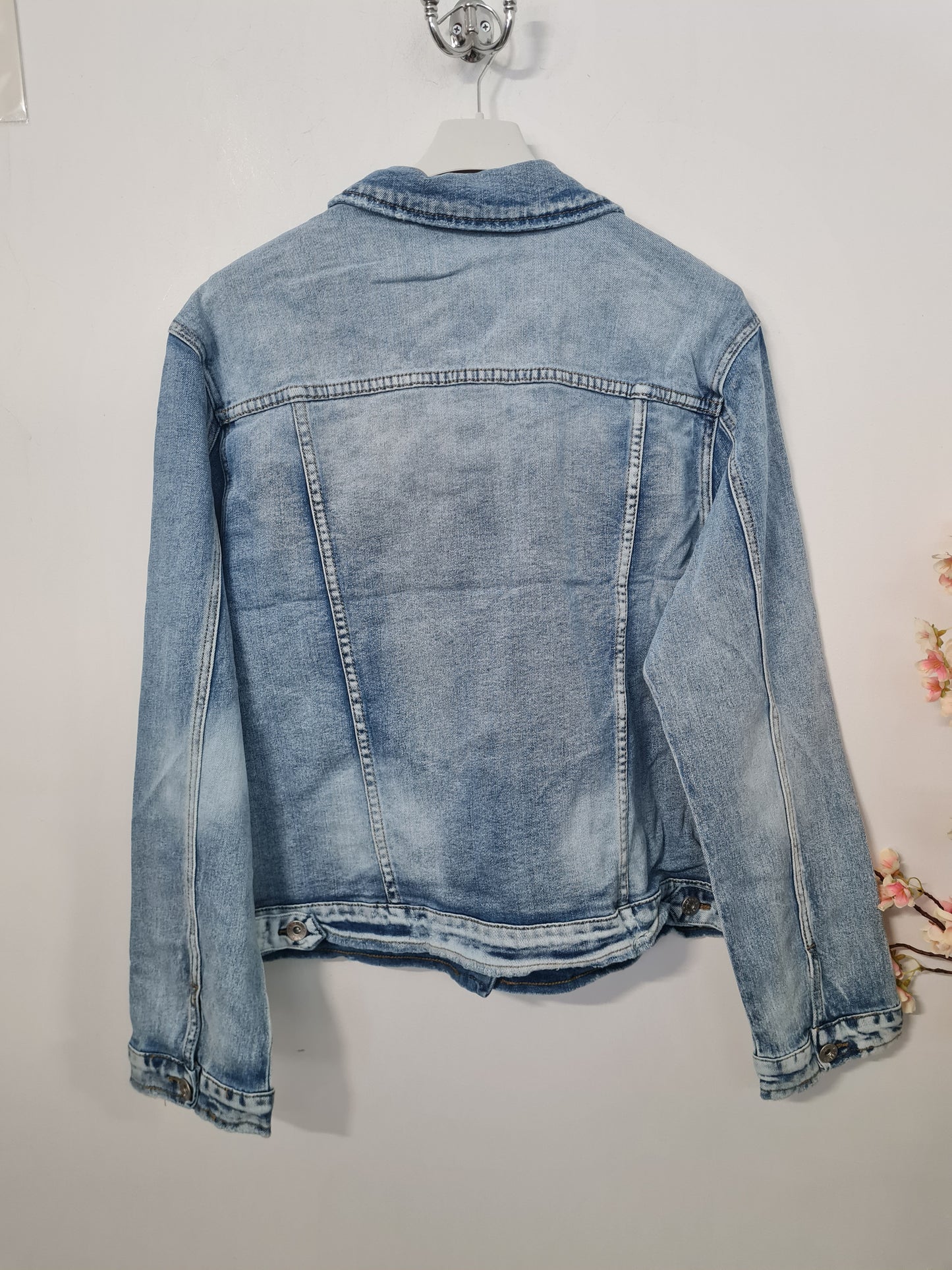 Pearl Details Denim Jacket