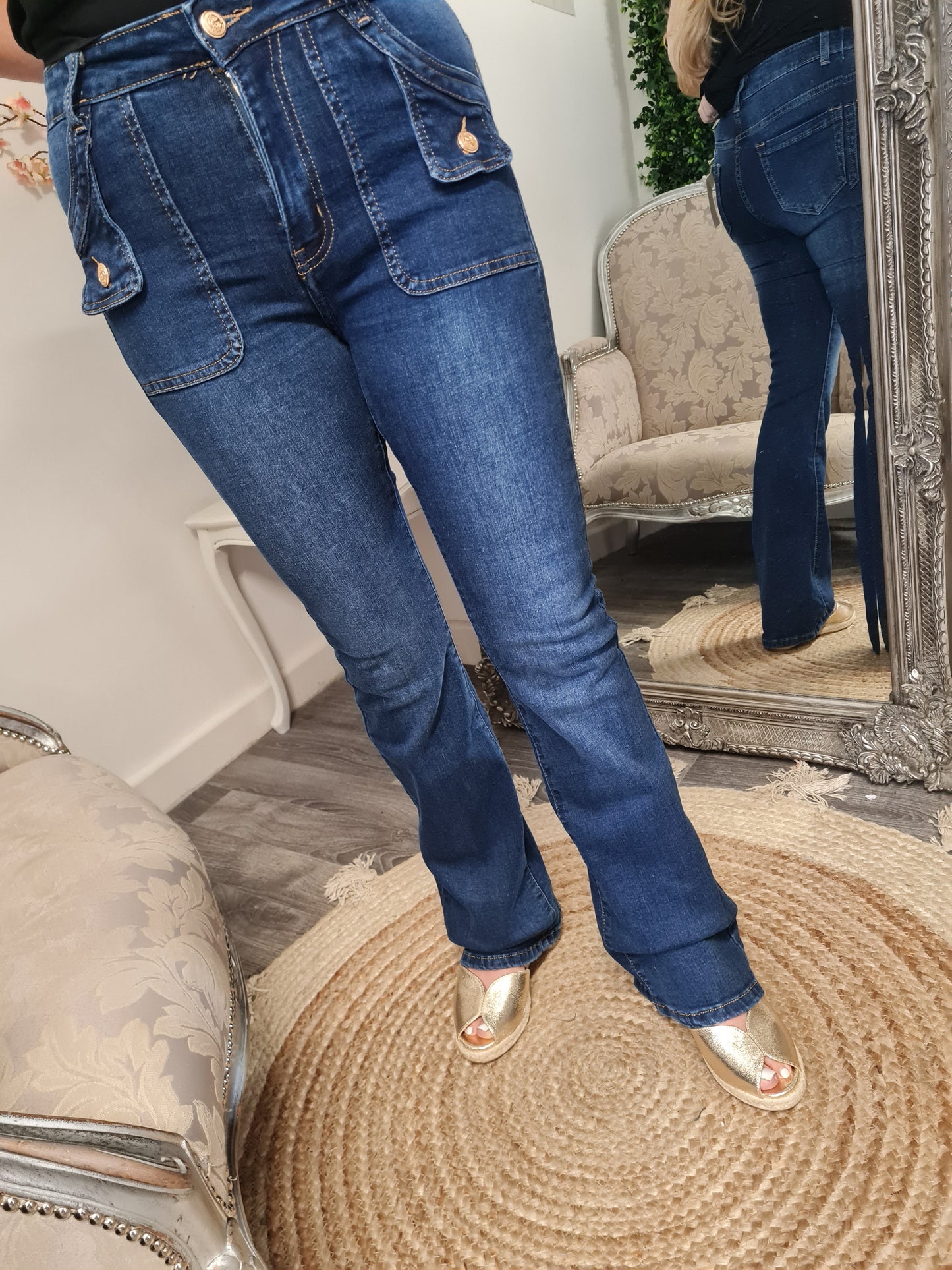 Flared Jeans